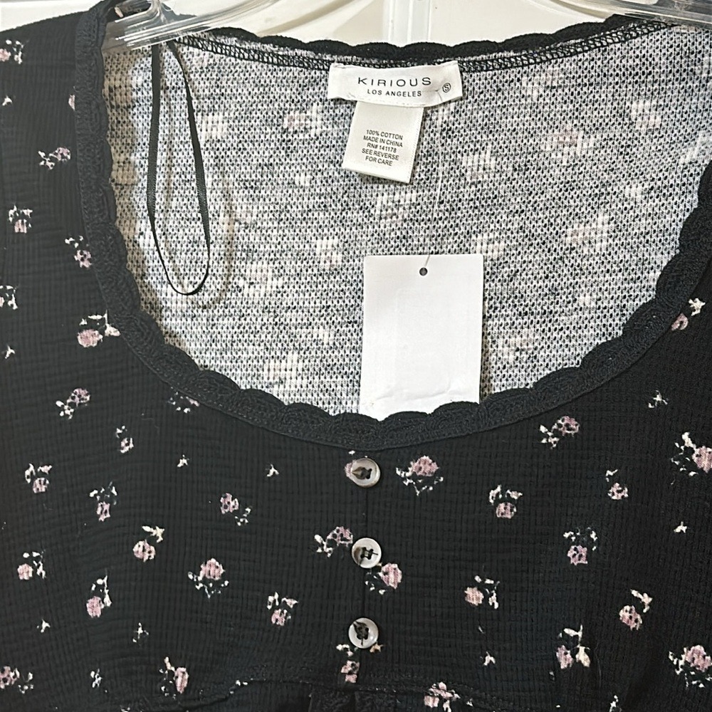 Kirious Los Angeles Black Floral Waffle Knit Peplum Top Long Sleeve KT10026 S - Picture 3 of 14
